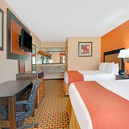 Days Inn By Wyndham Independence Exterior foto