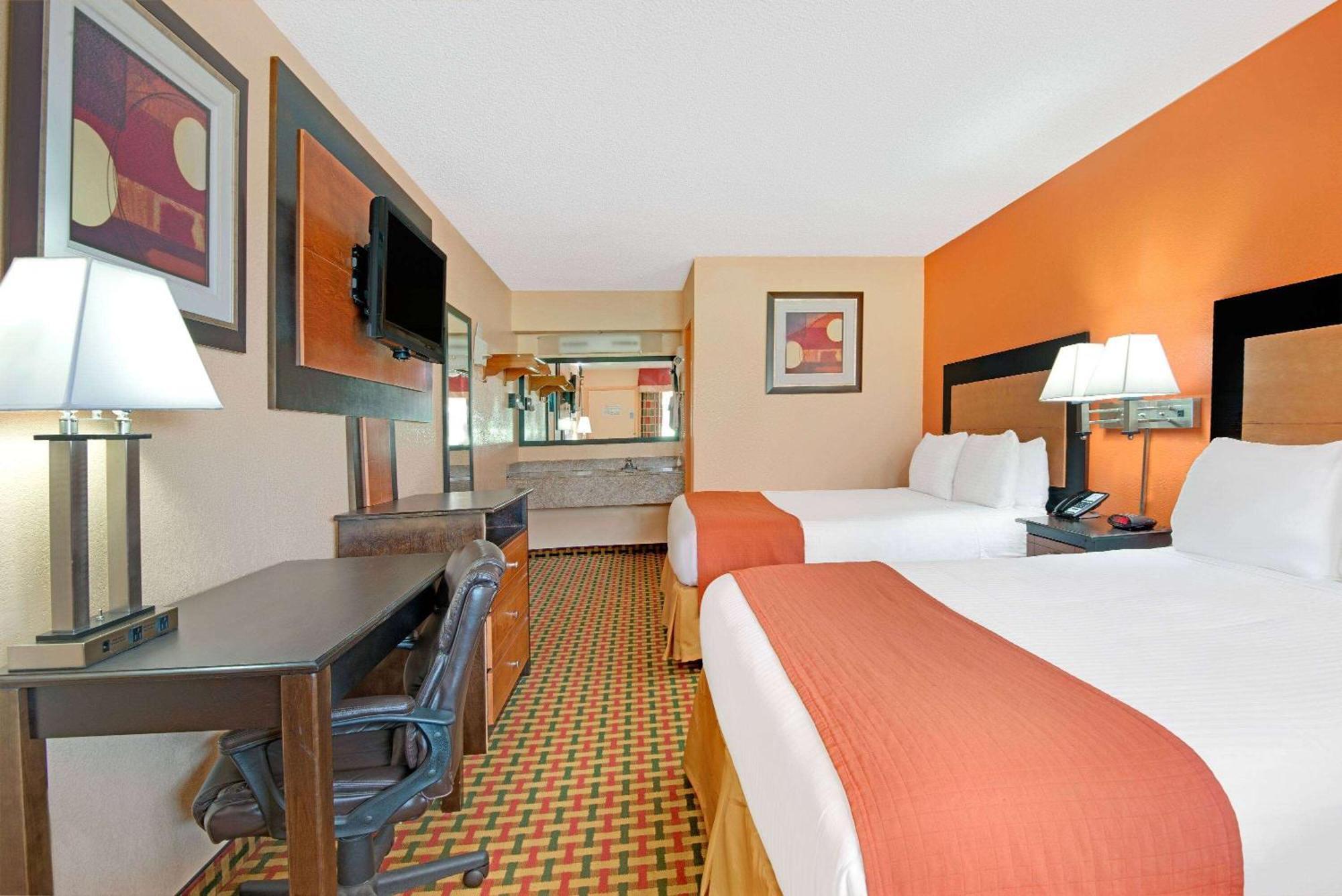 Days Inn By Wyndham Independence Exterior foto